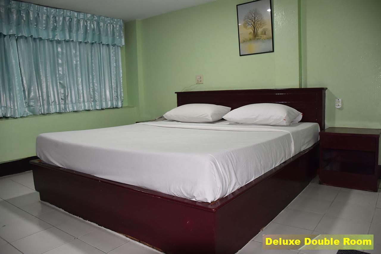 Woodlands Inn Hotel بانكوك المظهر الخارجي الصورة